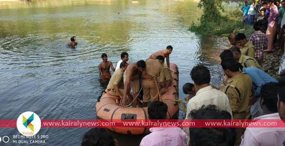 പുനലൂരില്‍ പുഴയില്‍ നീന്തിക്കൊണ്ടിരുന്നയാള്‍ വെള്ളത്തില്‍ മുങ്ങിമരിച്ചു