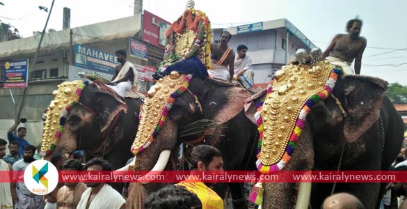 ഭക്തിനിര്‍ഭരമായ അന്തരീക്ഷത്തില്‍ ഏറ്റുമാനൂരപ്പന്‍റെ ആറാട്ട് നടന്നു