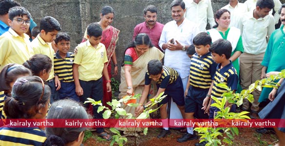 കോട്ടയത്ത് എന്‍ജിനീയറിംഗ് - മെഡിക്കല്‍ കോളേജുകള്‍ ഉള്‍പ്പെടെ 15 ഇടങ്ങളില്‍ പച്ചതുരുത്തുകള്‍ക്ക് തുടക്കം