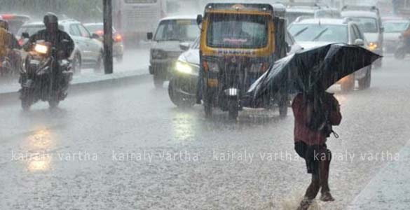 സംസ്ഥാനത്ത് ശക്തമായ മഴ: ഇടുക്കിയിലും മലപ്പുറത്തും റെഡ് അലര്‍ട്ട്; 3 ജില്ലകളില്‍ ഓറഞ്ച് അലര്‍ട്ട്