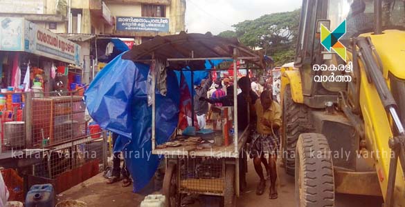 മന്ത്രിയുടെ ഉത്തരവ് പാലിക്കാനെത്തിയ പൊതു മരാമത്ത് ഉദ്യോഗസ്ഥരെ തടഞ്ഞ് പാർട്ടി പ്രവർത്തകർ