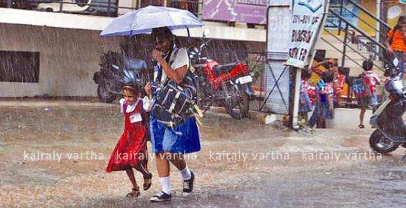 മലപ്പുറത്ത് റെഡ് അലര്‍ട്ട് ജില്ലയിലെ വിദ്യാഭ്യാസസ്ഥാപനങ്ങള്‍ക്ക് നാളെ അവധി