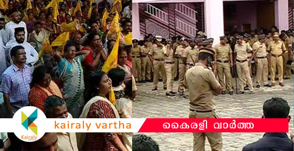 പിറവം പള്ളിയിൽ വൻ സംഘർഷം: പൊലീസ് പൂട്ട് പൊളിച്ച് പള്ളിക്കകത്ത് കയറി; അറസ്റ്റ് നടപടികള്‍ തുടങ്ങി