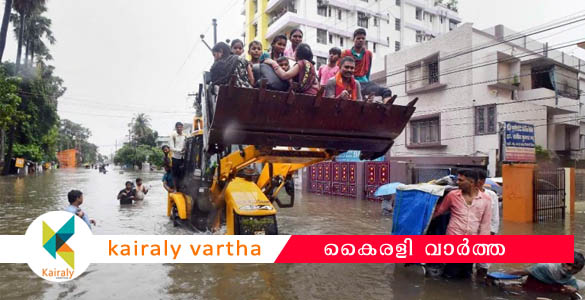 ഗം​ഗാ ന​ദി ക​ര​ക​വി​ഞ്ഞു; പാ​റ്റ്ന​യി​ലെ രാ​ജേ​ന്ദ്ര ന​ഗ​റി​ൽ 25 മ​ല​യാ​ളി​ക​ൾ കു​ടു​ങ്ങി കി​ട​ക്കു​ന്നു