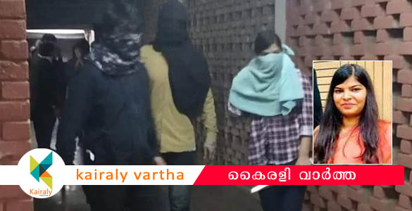 ജെഎന്‍യുവിലെ അക്രമം: മുഖംമൂടിക്കാരി ഡല്‍ഹി സര്‍വകലാശാല വിദ്യാര്‍ഥിനിയെന്ന് പോലിസ്