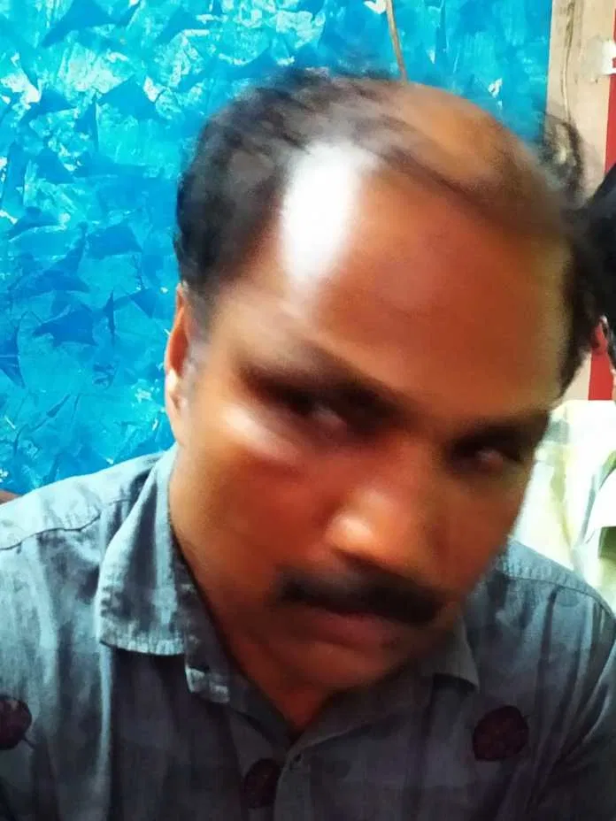 റോയൽപാലസ് ഫുള്ളും അയ്യായിരം രൂപയും കൈക്കൂലി; തൈക്കാട്ടുശേരി പഞ്ചായത്ത് ഓവർസിയർ കുടുങ്ങി