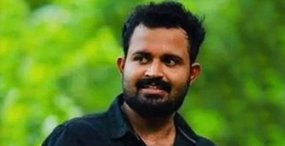 ദു​ബാ​യി​ൽ മ​രി​ച്ച നി​തി​ൻ ച​ന്ദ്ര​ന്‍റെ മൃ​ത​ദേ​ഹം നാ​ട്ടി​ലെ​ത്തി​ച്ചു