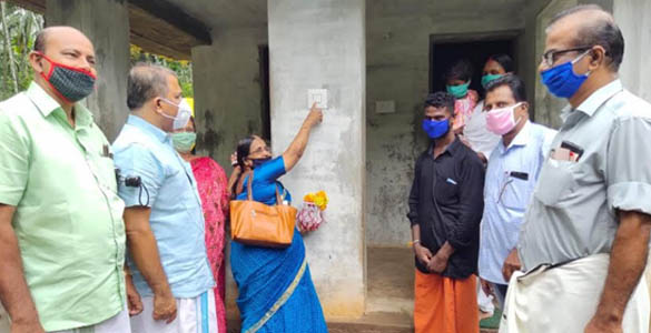 മലമ്പുഴയിലെ ആദിവാസി കോളനികളില്‍ വൈദ്യുതി വെളിച്ചമെത്തി