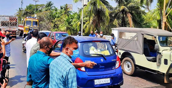 പാപ്പിനിശ്ശേരി മേല്‍പ്പാലത്തില്‍ വിള്ളല്‍; വിജിലന്‍സ് പരിശോധന നടത്തി