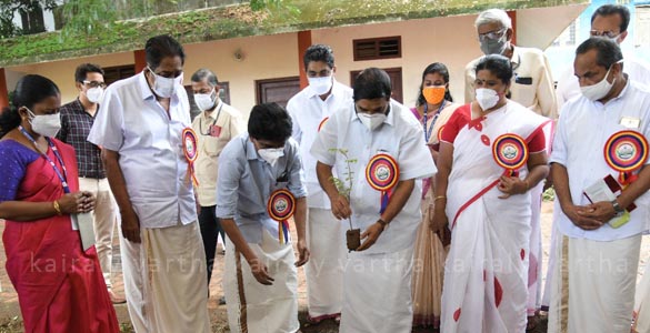 ഹരിതം സഹകരണം പദ്ധതി ലക്ഷ്യമിടുന്നത് പരിസ്ഥിതിയുടെ വീണ്ടെടുപ്പ് - മന്ത്രി വാസവന്‍