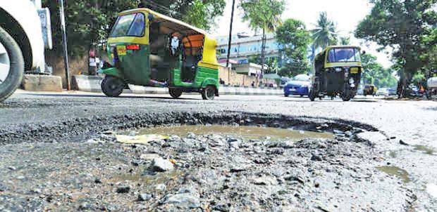 കോട്ടയം ജില്ലയിലെ പൊതുമരാമത്ത് പ്രവൃത്തികള്‍ സമയബന്ധിതമായി പൂര്‍ത്തീകരിക്കണം - മന്ത്രി