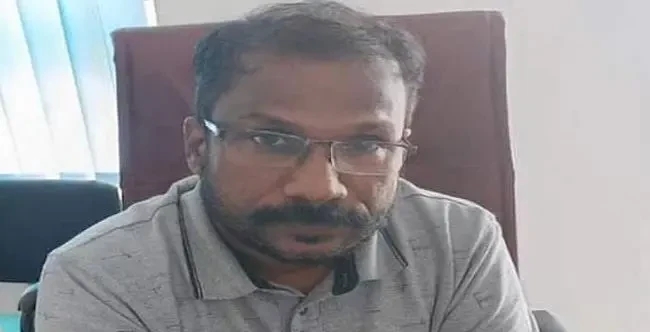 കൈ​ക്കൂ​ലി: അ​റ​സ്റ്റിലായ ഉദ്യോഗസ്ഥന്റെ ഫ്ലാറ്റിൽ നിന്നും 17 ല​ക്ഷം രൂ​പ കണ്ടെത്തി