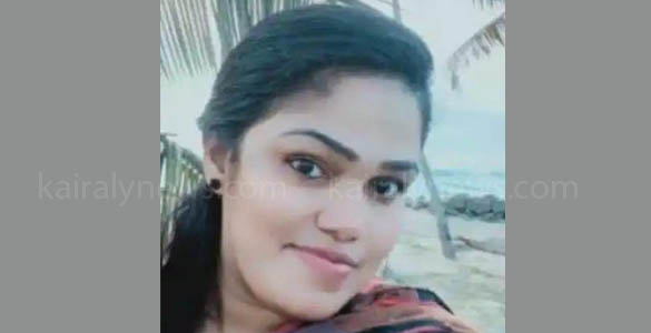 സ്കൂട്ടറില്‍ സഞ്ചരിക്കവേ കൈക്കും തലക്കും വെട്ടേറ്റ യുവതി മരിച്ചു