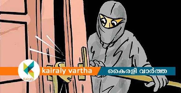 ഉറക്കം ചതിച്ചു: മോഷ്ടിച്ച സാധനങ്ങളുമായി ഉറങ്ങിപ്പോയ യുവാവിനെ വിളിച്ചുണർത്തി പോലീസ്