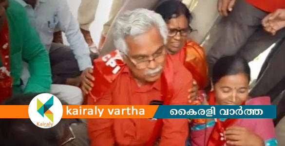 വാറങ്കല്‍ ഭൂസമരം: ബിനോയ് വിശ്വം ഉള്‍പ്പെടെയുള്ളവരെ പൊലീസ് അറസ്റ്റ് ചെയ്തു