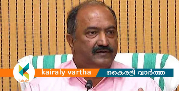 കാറിന്‍റെ ഹോൺ തകരാറിലായി: മന്ത്രി കെ എൻ ബാലഗോപാലിന്‍റെ യാത്ര തടസപ്പെട്ടു