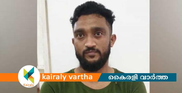 പൊലീസിനെ കണ്ട് നിർത്താതെ പോയി അപകടത്തില്‍പ്പെട്ട കാറിനുള്ളില്‍ എംഡിഎംഎ