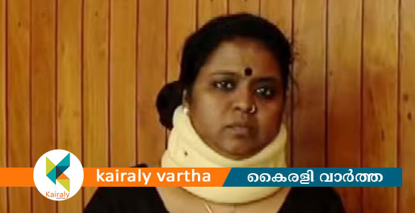 'എസ്എഫ്‌ഐക്കാര്‍ മര്‍ദിച്ചു; പത്തു മണിക്കൂര്‍ പൂട്ടിയിട്ടു' - ലോ കോളജ് അധ്യാപിക