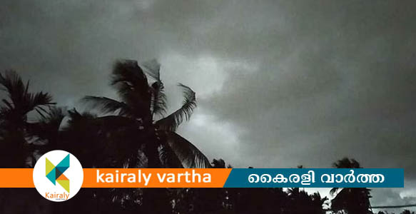 സംസ്ഥാനത്ത് അടുത്ത 3 മണിക്കൂറിൽ ഒറ്റപ്പെട്ട മഴയ്ക്ക് സാധ്യത; ഇടിമിന്നൽ മുന്നറിയിപ്പ്