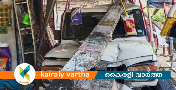 താമരശേരിയിൽ കടയിലേക്ക് എസ് യു വി പാഞ്ഞ് കയറി;  2 വിദ്യാർഥിനികൾക്ക് പരിക്ക്