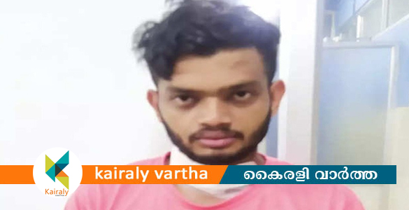 യുവാവ് വിദ്യാർഥിനിയുമായി ബൈക്കിൽ കറക്കം; പൊലീസ് പിടിച്ചപ്പോൾ ആത്മഹത്യാശ്രമം