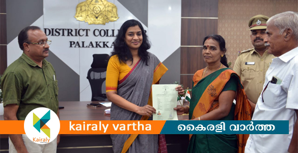 രാധയ്ക്ക് ഇന്ത്യന്‍ പൗരത്വമായി; ജില്ലാ കലക്ടര്‍ സര്‍ട്ടിഫിക്കറ്റ് കൈമാറി
