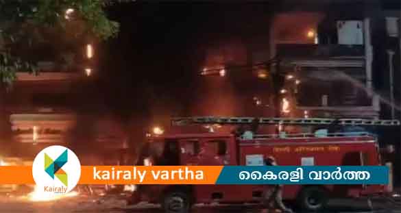 ഡൽഹിയിൽ കുട്ടികളുടെ ആശുപത്രിയിൽ വൻ തീപിടിത്തം; 6 നവജാത ശിശുക്കൾ വെന്തു മരിച്ചു