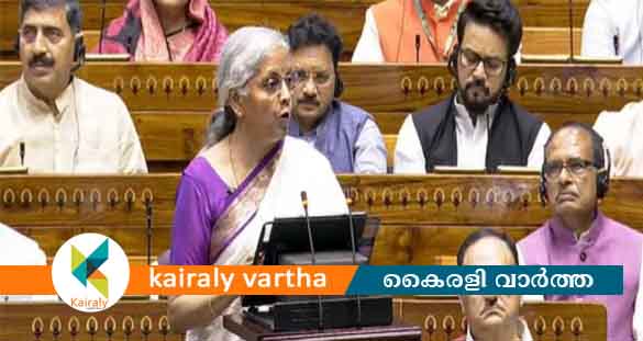 സ്വര്‍ണത്തിനും വെള്ളിക്കും മൊബൈല്‍ ഫോണിനും വില കുറയും; വില കൂടുന്നത് ഇവയ്‌ക്കെല്ലാം