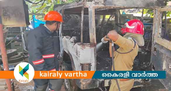 കോട്ടയം മൂലേടത്ത് വർക്ക്ഷോപ്പിനുള്ളിൽ നിർത്തിയിട്ട ജീപ്പ് തീ പിടിച്ച് കത്തി നശിച്ചു