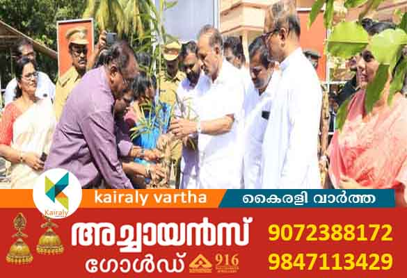 വനവിസ്തൃതി കൂട്ടില്ല; നിലവിലെ വനഭൂമി സംരക്ഷിക്കും- മന്ത്രി എ.കെ. ശശീന്ദ്രൻ