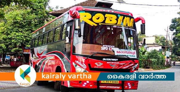 റോബിൻ ബസ്സിന് വീണ്ടും പൂട്ട്; കസ്റ്റഡിയിൽ എടുത്ത് തമിഴ്‌നാട് ആർടിഒ