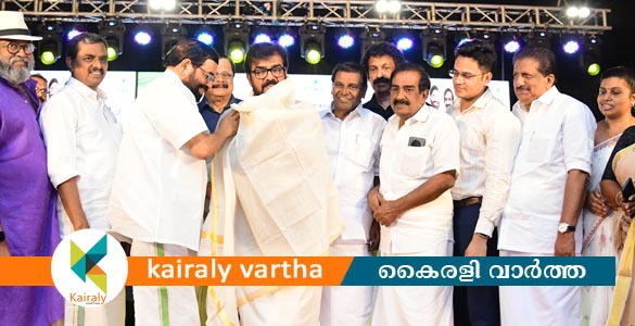 നടൻ വിജയരാഘവന് നാടിന്റെ ആദരം; കോട്ടയം ജില്ലാതല ഓണാഘോഷത്തിന് സമാപനം
