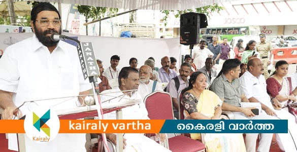 ഗാന്ധിയും സന്ദേശം ഉൾക്കൊണ്ട് വിഭാഗീയതകളെ ചെറുക്കണം -മന്ത്രി വി.എൻ. വാസവൻ