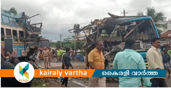 തെങ്കാശിയില്‍ സ്വകാര്യ ബസുകള്‍ കൂട്ടിയിടിച്ചു; ആറുപേര്‍ക്ക് ദാരുണാന്ത്യം