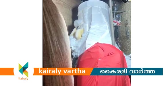 പുതുവർഷത്തെ വരവേൽക്കാൻ വടവാതൂരിൽ കൂറ്റൻ പാപ്പാഞ്ഞി