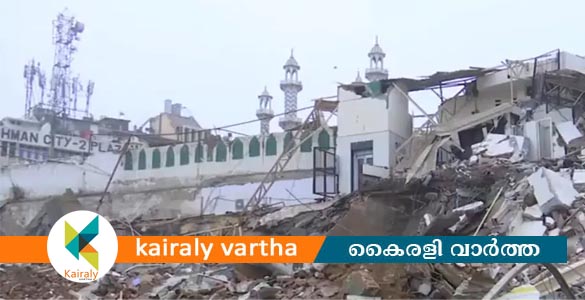 ഡൽഹിയിൽ അർധ രാത്രിയിൽ ബുൾഡോസർ രാജ്; ഒഴിപ്പിക്കലിനിടെ സംഘർഷം