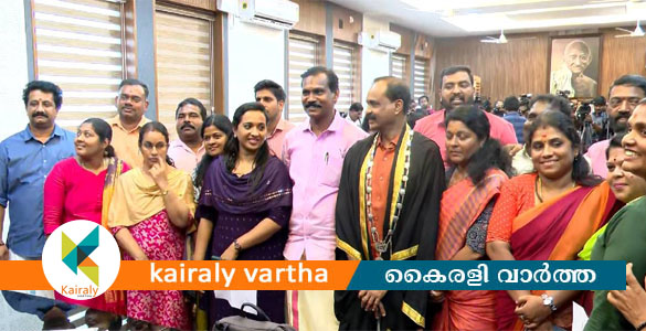 തിരുവനന്തപുരം നഗരസഭയിലെ ബിജെപി കൗൺസിലർമാർ വീണ്ടും സത്യപ്രതിജ്ഞ ചെയ്തു