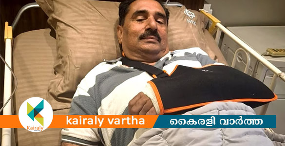 വിദേശ സന്ദർശനത്തിനിടെ കാൽ വഴുതി വീണ് എൻ.കെ. പ്രേമചന്ദ്രന് പരിക്ക്
